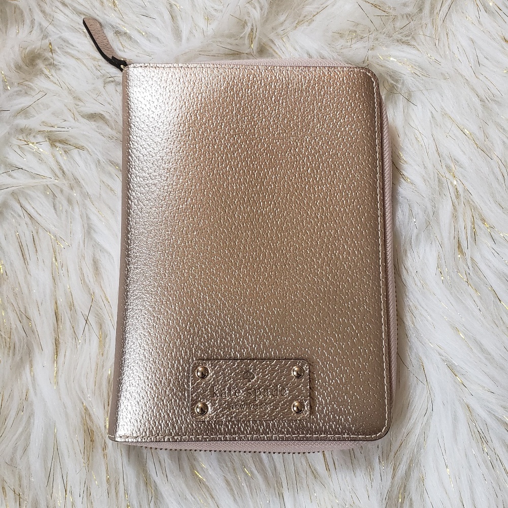 Kate Spade Wellesley Rose Gold Planner